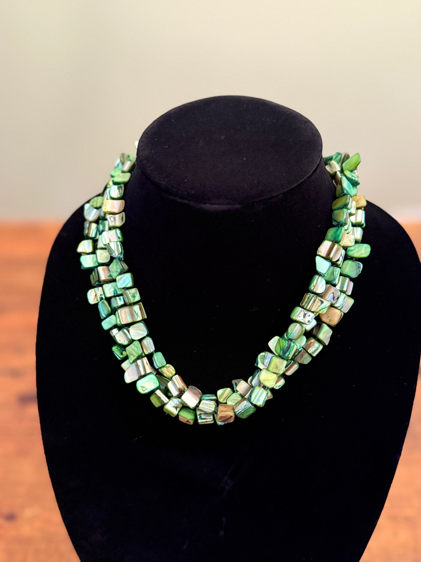 Mother of Pearl Three Layer Green Necklace - Sea Lily